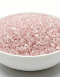 Rose quartz chips stone